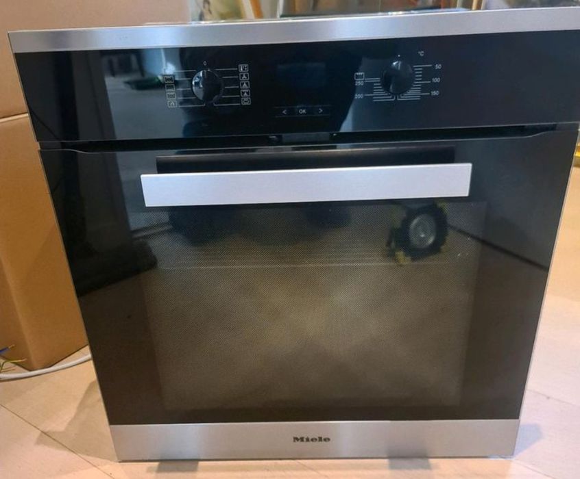Запчастини до духової шафи пароварки Miele DG DGC 1450 2651 4080 5080
