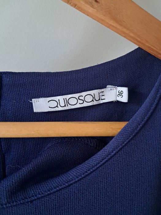 Sukienka Quiosque rozmiar 36 granatowa