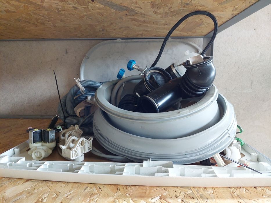 Pralka Electrolux EWF 106417W uszkodzona na części