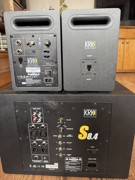 subwoofer studyjny KRK S8.4/ Głośnik studyjny KRK (model K3)