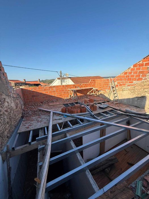 Moradia T2 para remodelar
