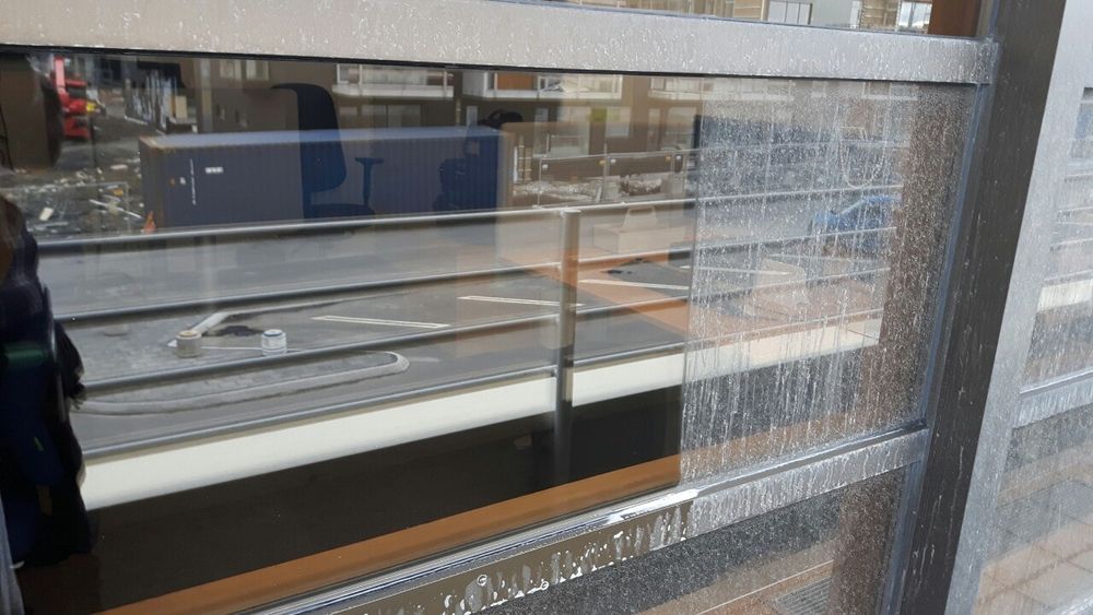 Szybki Robert – Profesjonalne Mycie Okien w Twoim Domu i Firmie