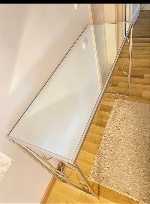 Consola com tampo vidro - Móveis Malheiro