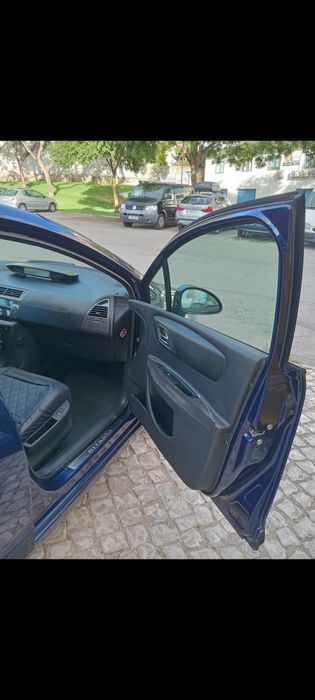 Citroen C4 1.6 110cv HDI exclusivo