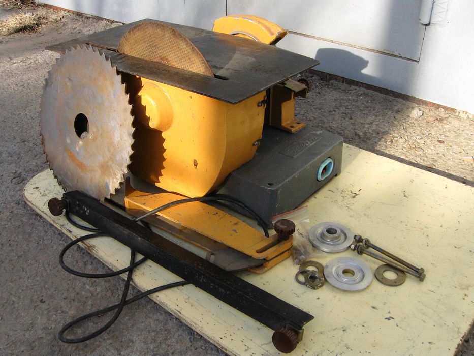 Пила-точило электрическая бытовая ЭОЛИТ 1994 г. в отличном состоянии