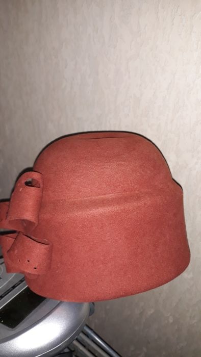 Шляпа женская  из фетра