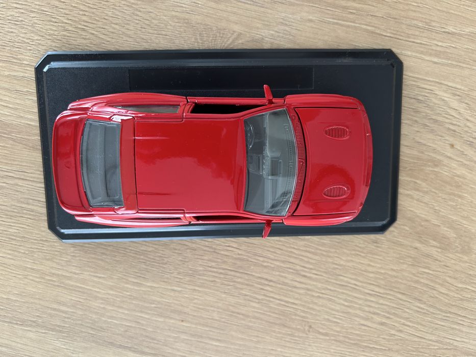 Bburago Burago model Ford Escort RS Cosworth 1:24