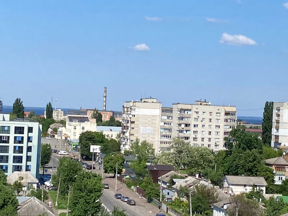 Видова, квартира з додатковою кімнатою. Площа 700-річчя Черкас.