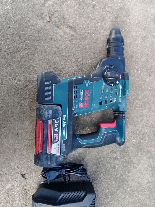 Перфаратор Bosch 36v