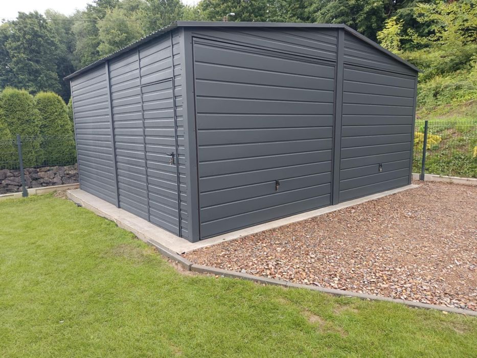 Garaż blaszany wysoki na busa  garaże blaszane 8x6 7x6 9x5