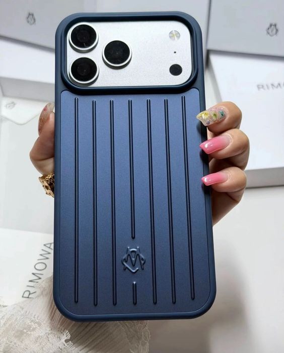 Чохол Rimowa на iPhone 17 pro max та 17 pro blu металевий
