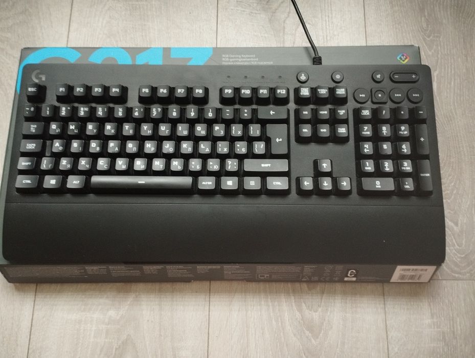 Клавіатура Logitech G213