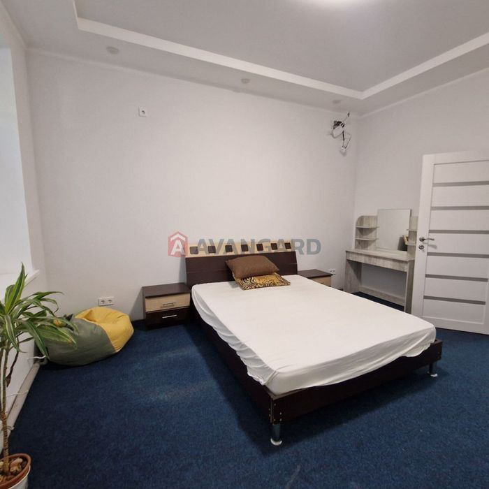 Продам 3к квартиру, лівий берег, ул. Новоселівська (