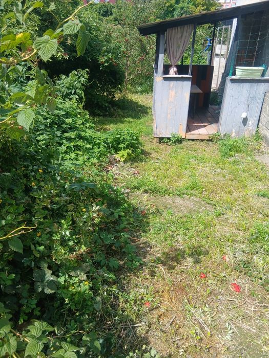 Будинок 1/2 продається