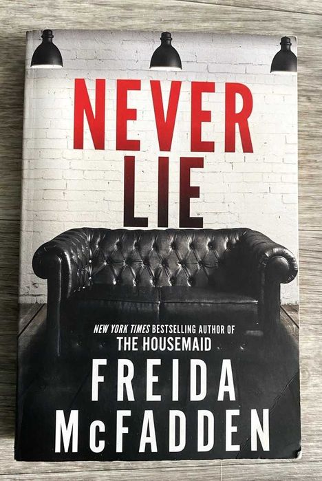 Freida McFadden "Never Lie"