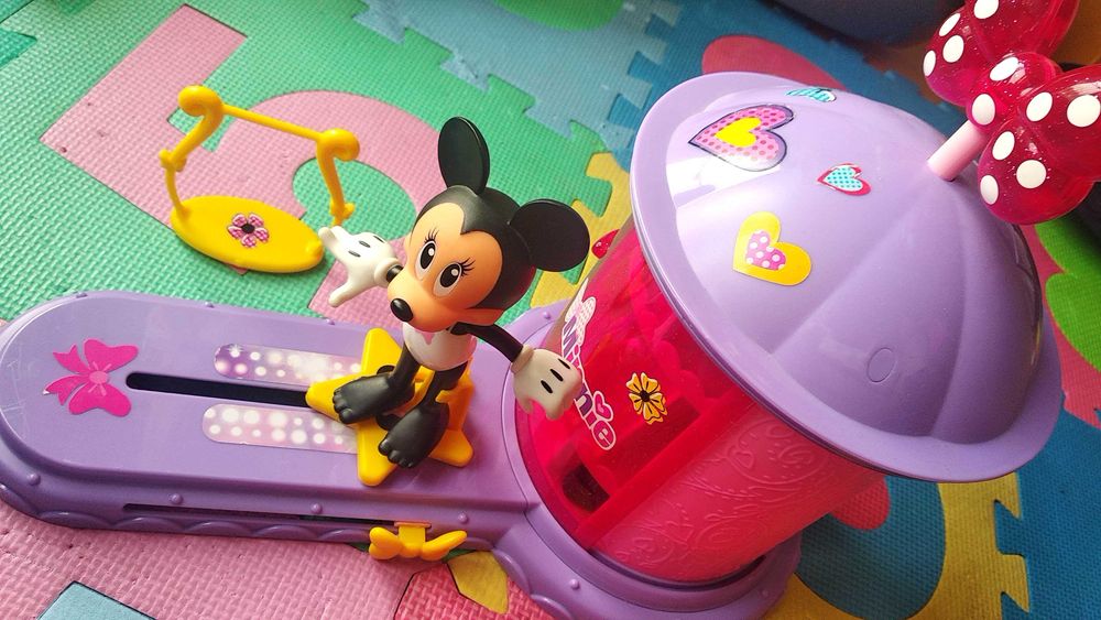 MINNIE Gira Estilos Mágicos - Passerele