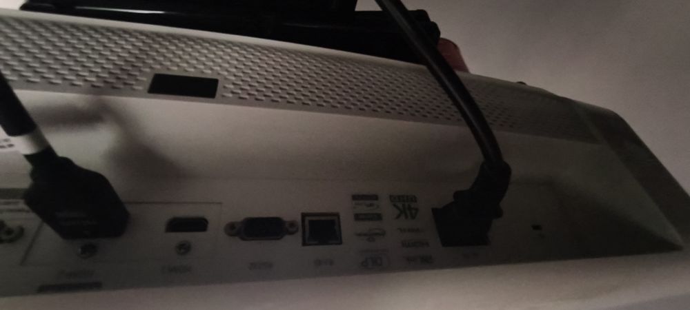 Projector Optoma UHD60 4k