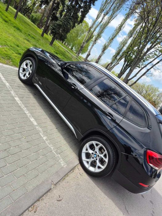 Продам Машину БМВ х1