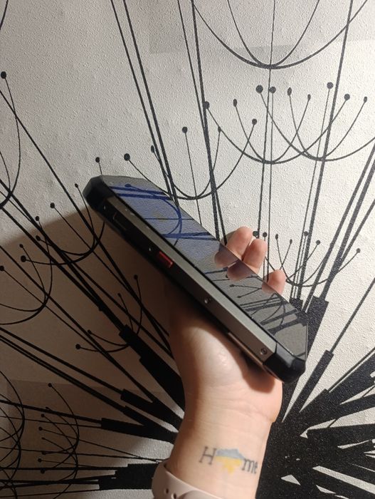 Телефон Unihertz Tank 1