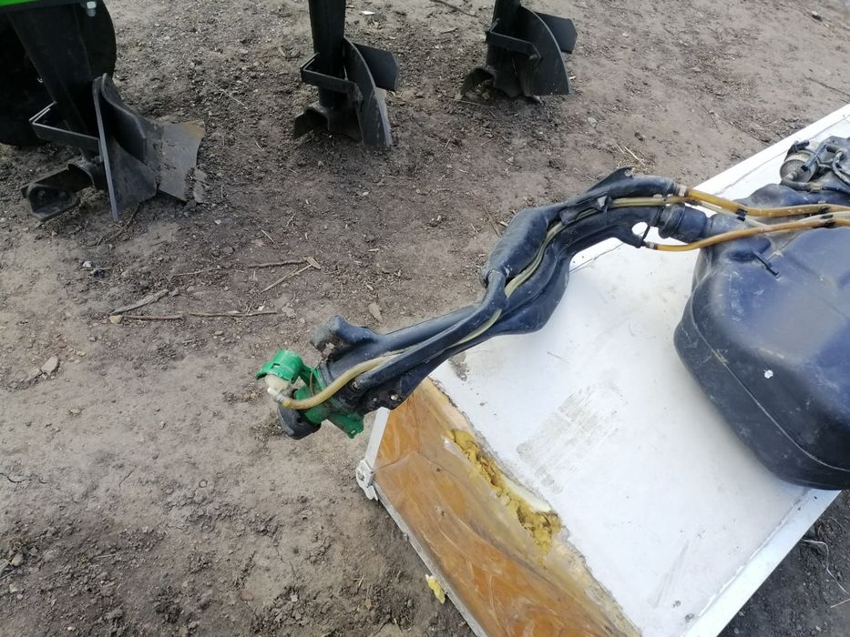 Бензобак фольцваген поло