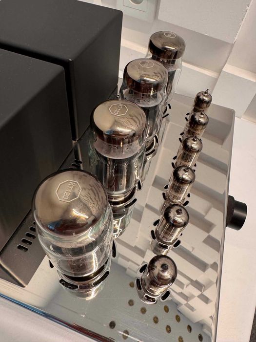 Wzmacniacz lampowy Audio Hungary Qualiton A50i