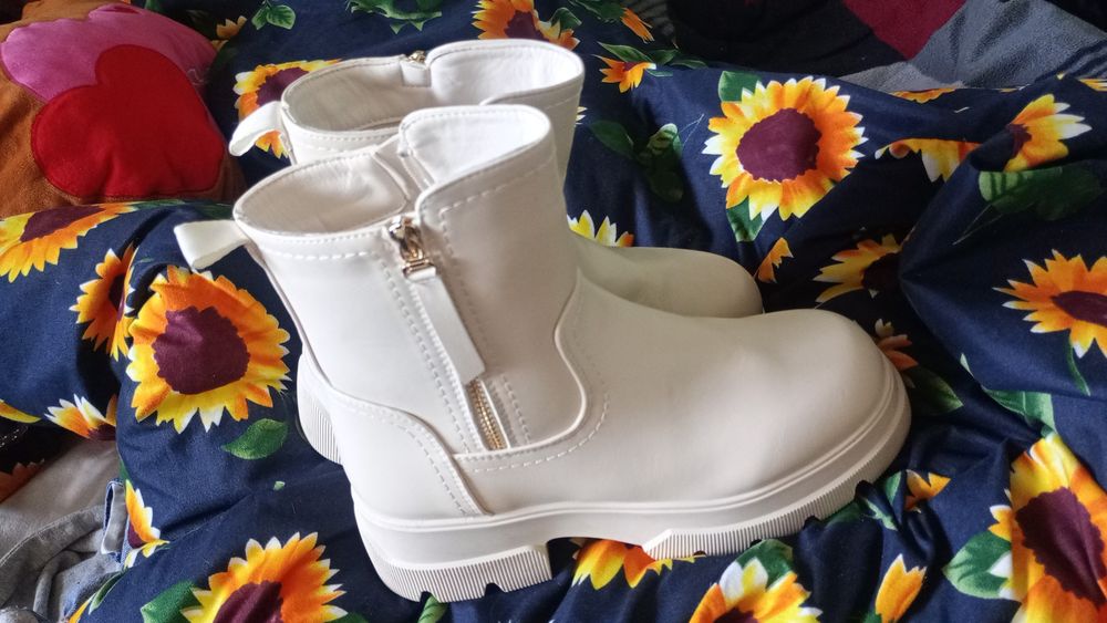 Sprzedam buty nowe