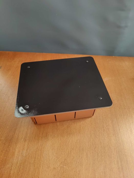 caixa eletrica de plastico