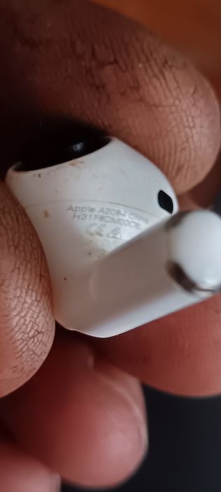 AirPods Pro de 1ª geração.
