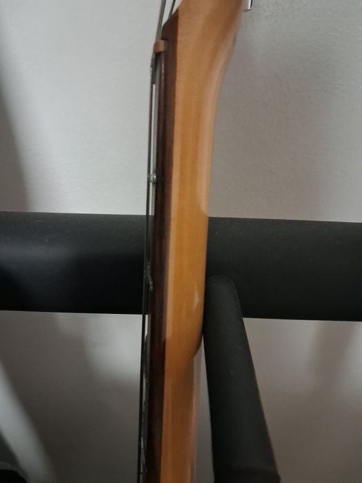 Gitara elektryczna -chińska kopia fendera stratocastera.