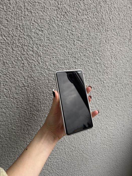 Nokia 6.1 (2018) TA-1043 на запчастини - не вмикається