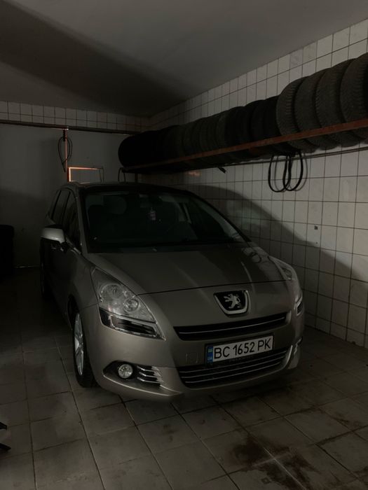 Продам авто Пижо 5008