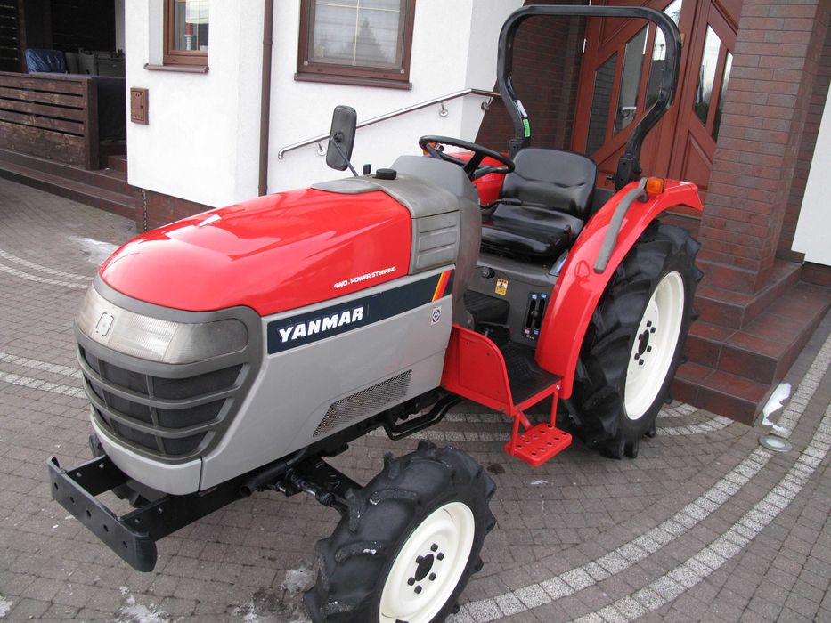 Mini Traktorek Yanmar RS24 4X4 24KM Wspomaganie Rewers Mały Ogrodniczy