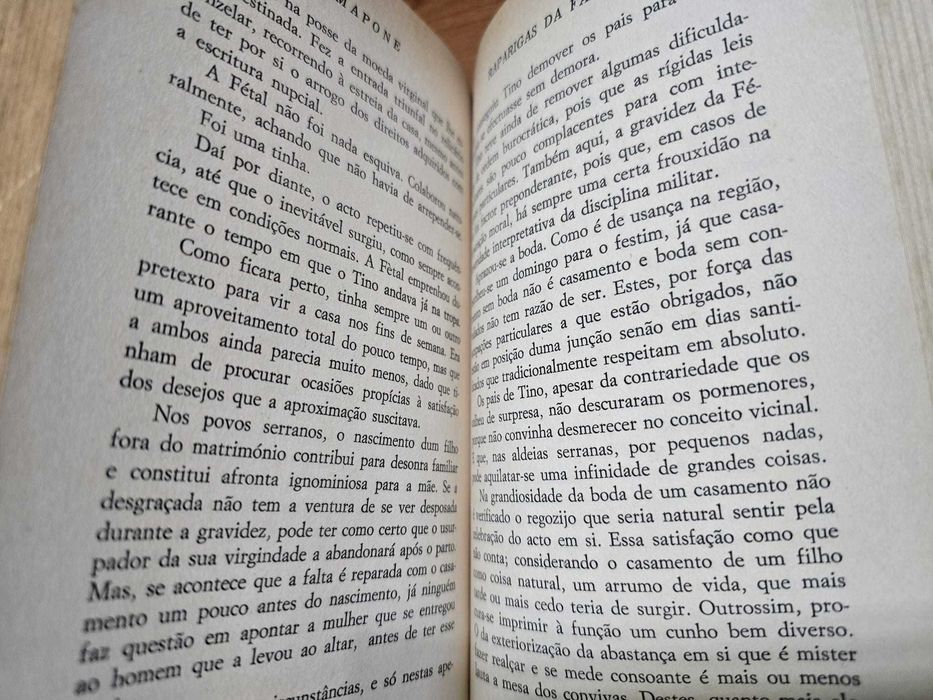 Raparigas da Fábrica - Mapone (Manuel Poças das Neves)