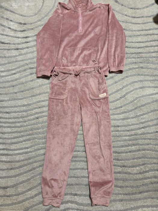 Спортивний костюм велюровий