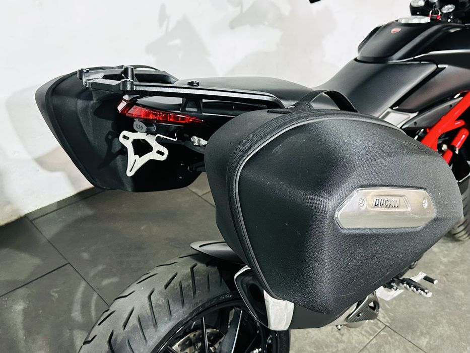 Ducati Hyperstrada 820 ABS мото з європи (8300$)