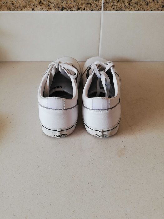 Sapatos Vans tamanho 41