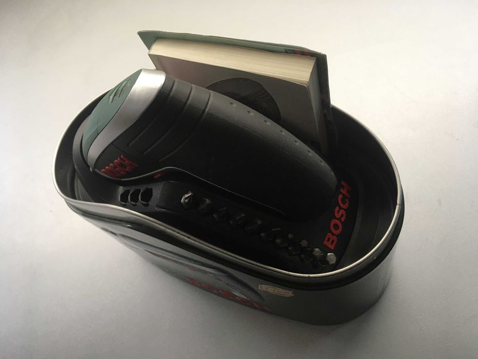 Шуруповерт аккумуляторный Bosch IXO IV [0603959321]