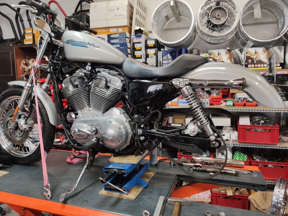 Wymiana opon motocyklowych, serwis motocykli