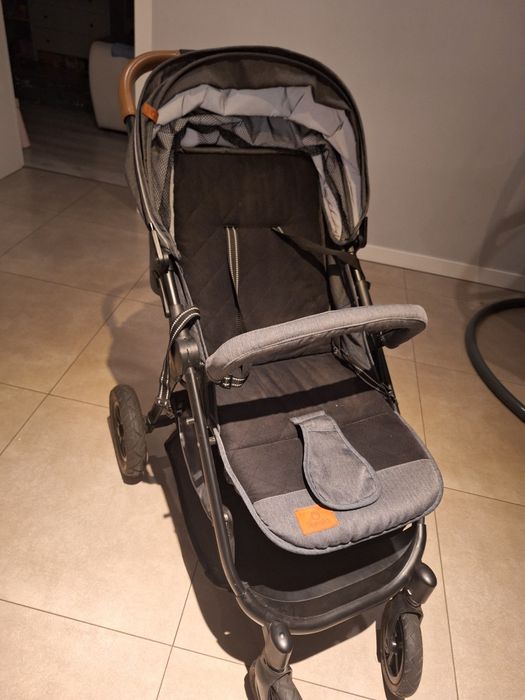 Wózek spacerowy Lionelo