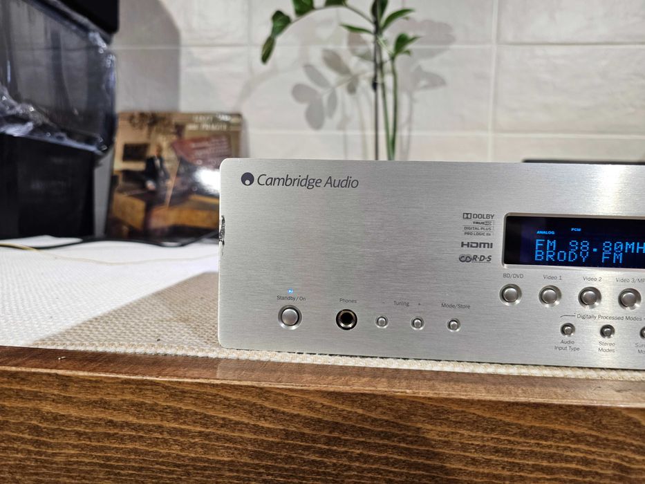 AV-Ресивер Cambridge Audio Azur 551R