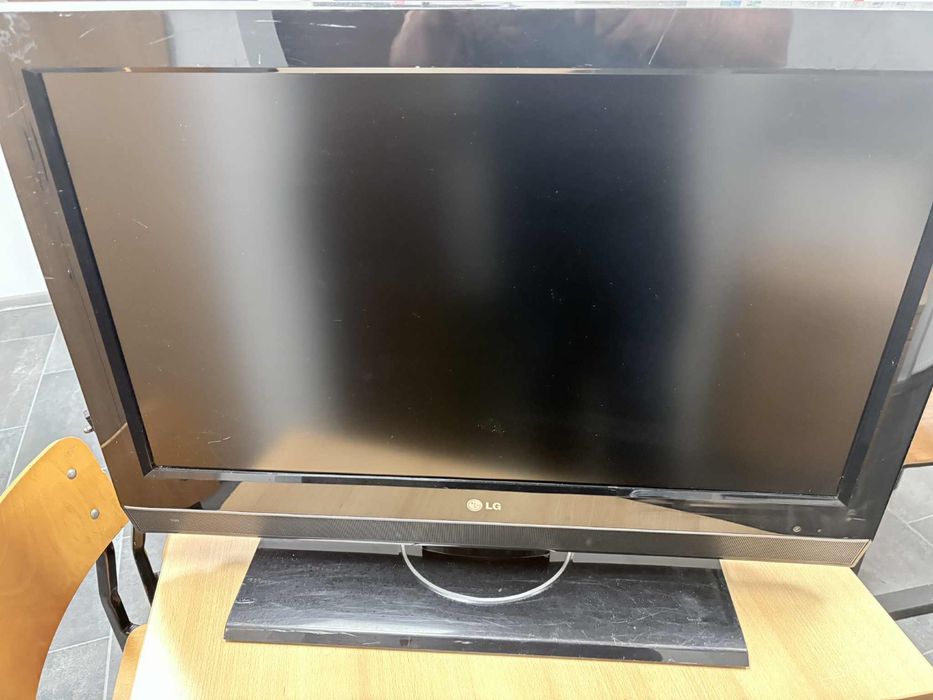 Telewizor LG 32LC52-ZC