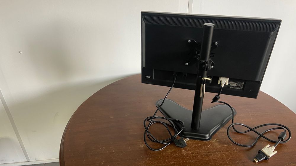 Monitor Asus 22”