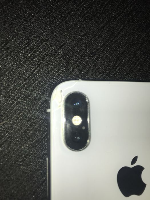 Iphone xs              .