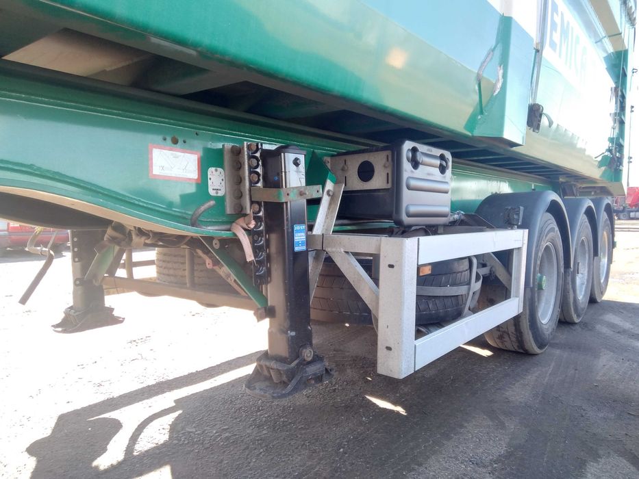 Напівпричип-зерновоз MOL, 6200 тара. Продаж з ПДВ