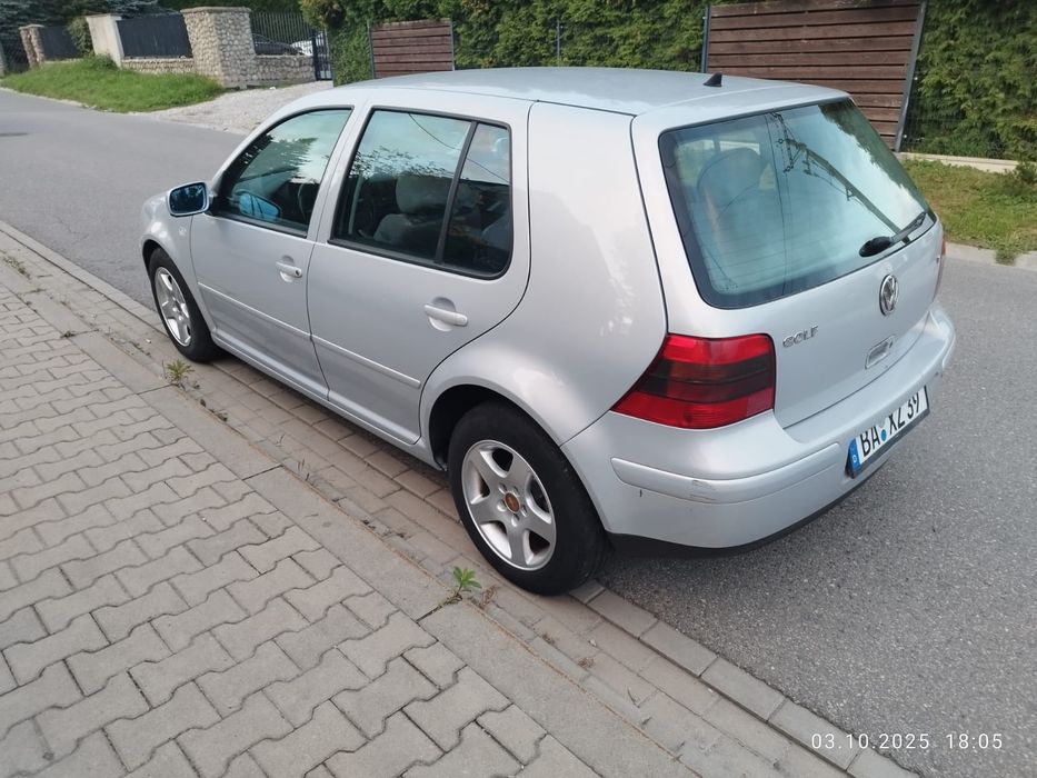 Vw golf 4 1.6 benzyna klima polecam