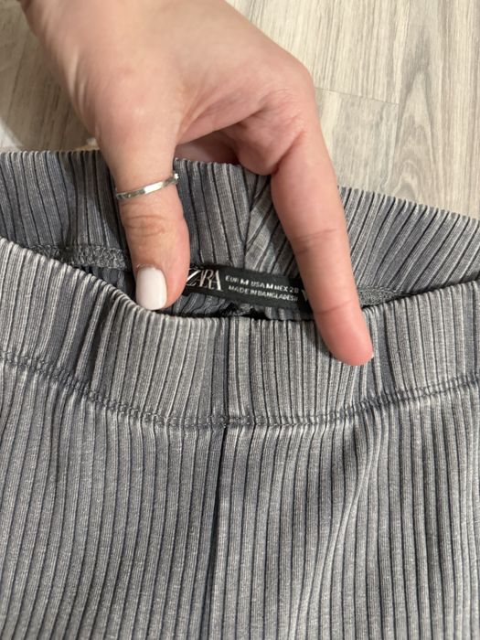 Штани кльош Zara