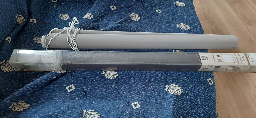 2 blackouts  novos em caixa  da Leroy