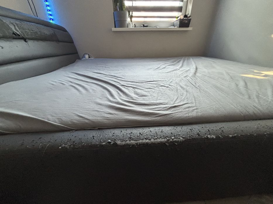 Łożko 160x200 ze skrzynią, szare