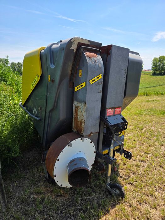 Kosz wysoki wysyp Matev do traktorka john deere iseki kubota