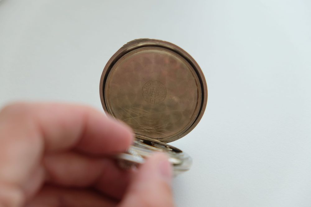 Relógio de bolso vintage, limpo e revisto em Maio 2026